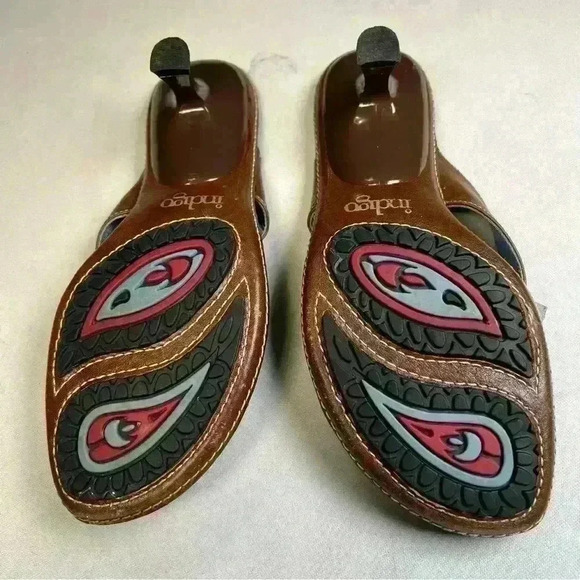 Indigo by Clarks Size 8M Brown Flip Flop
Leather Women Sandals barely worn! - Picture 5 of 12